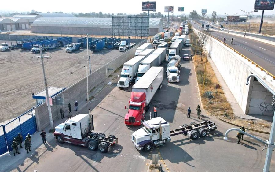 Anuncian Transportistas Paro Nacional Para Exigir Seguridad En Carreteras