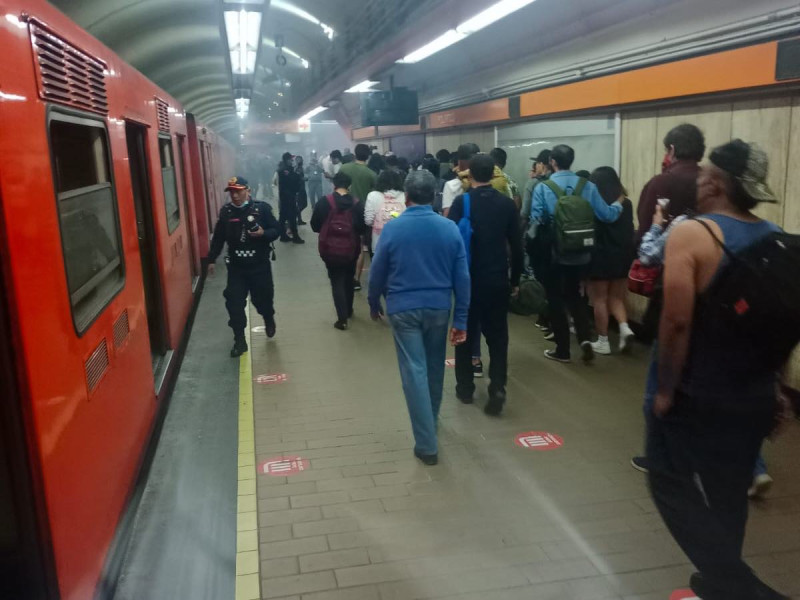 Tras desprendimiento de vagón en L7 del Metro denuncian ante Fiscalía