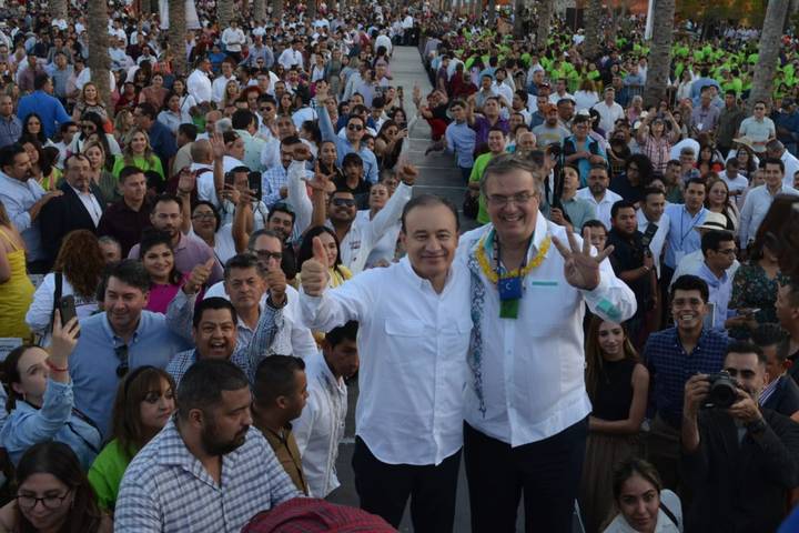 Marcelo Ebrard presenta en Hermosillo su libro El Camino de México