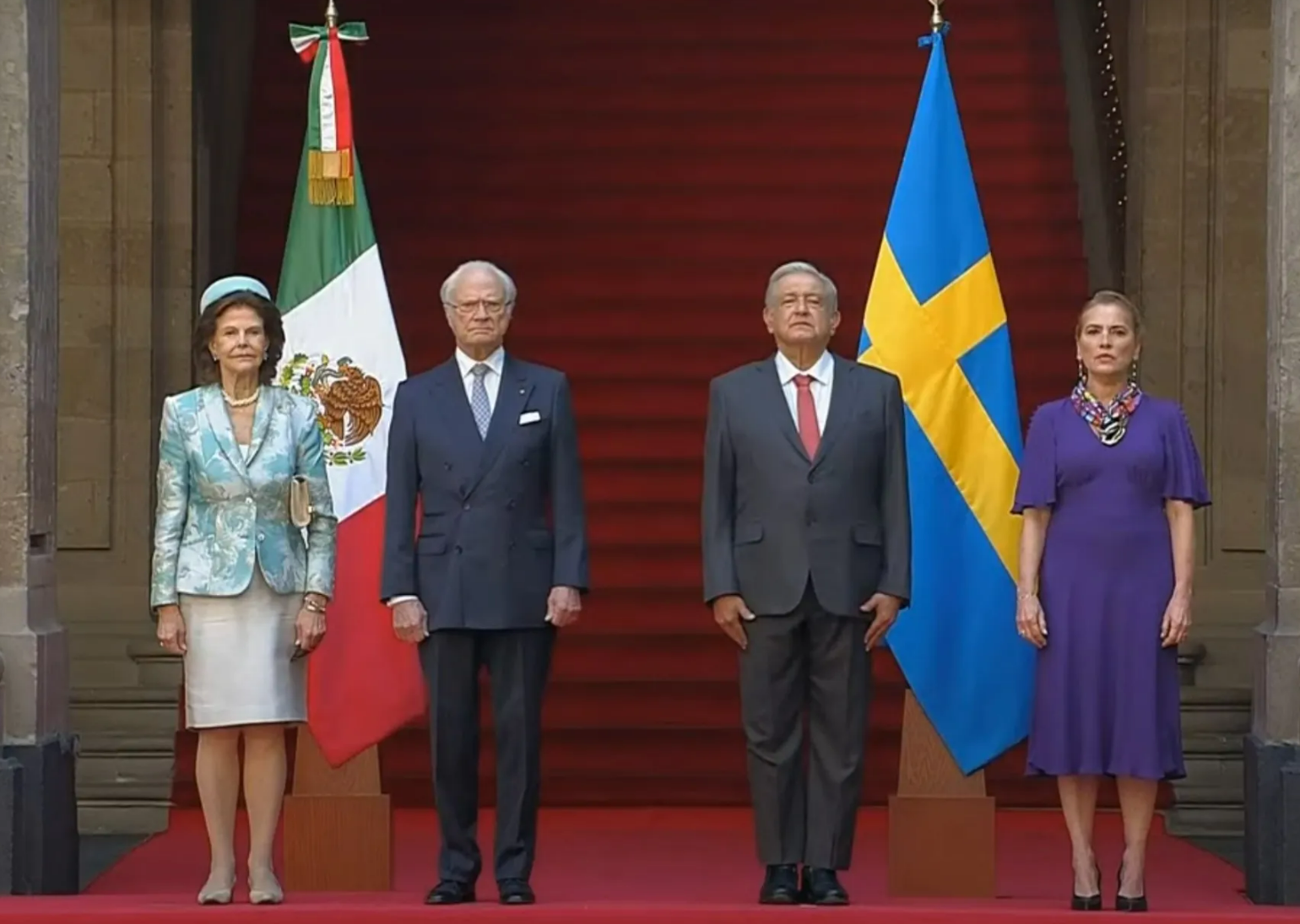 L Pez Obrador Recibe A Los Reyes De Suecia En Palacio Nacional