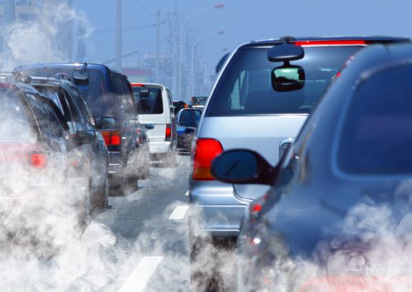 Altamente contaminantes más de la mitad de vehículos en SLP