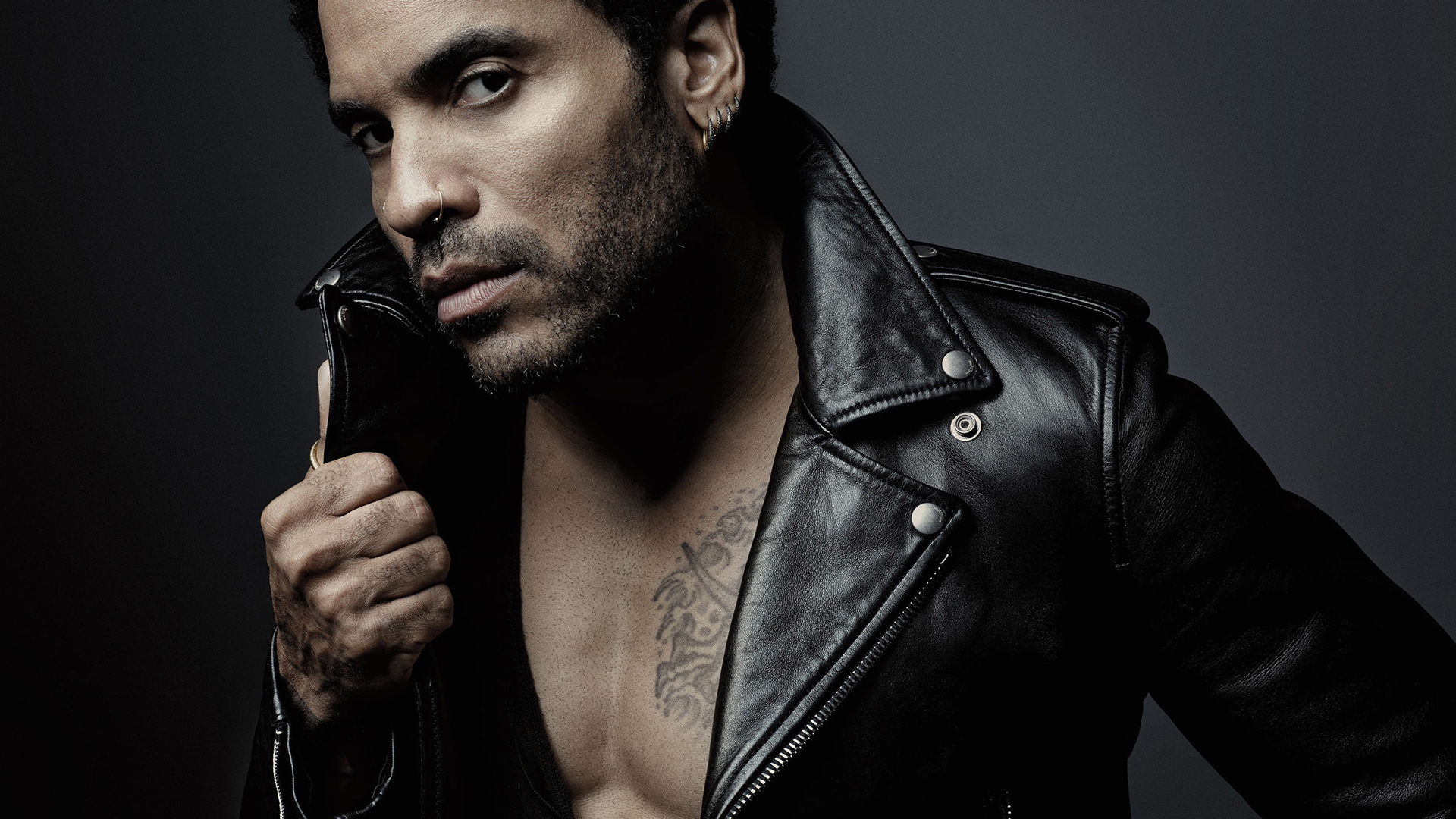 Lenny Kravitz estrena romance; lo captan junto a un 